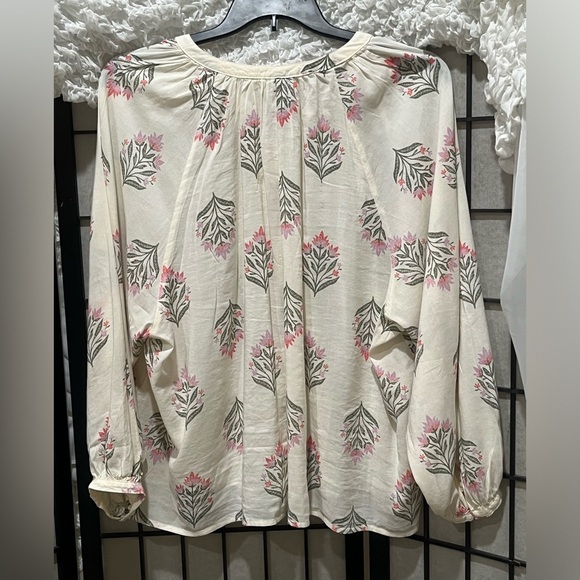 OLD NAVY Floral Print SHIRRED BOHO Blouse with Pink and Green Accents, SIZE XL - Picture 6 of 9